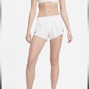 Nike Aeroswift aerodynamic lightweight mobility shorts NWT white shorts size S